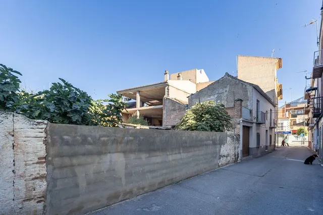 CASA CON TERRENO EN DURCAL — 30