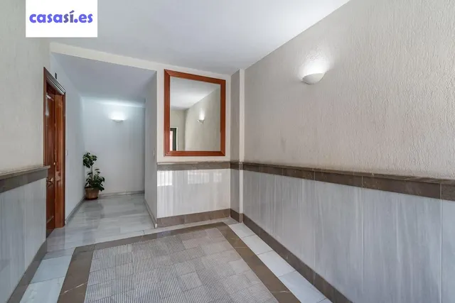 ¡¡Fantástico piso de 7 habitaciones en zona Avd. Cervantes !! — 30
