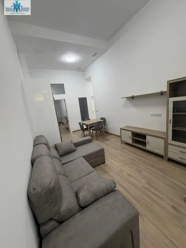 SE VENDE PISO ZONA SEMICENTRO - DEPOSITO DEL SOL - foto 4