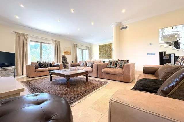 Villa 5 habitaciones 516m² en venta - La Alcayna — 5