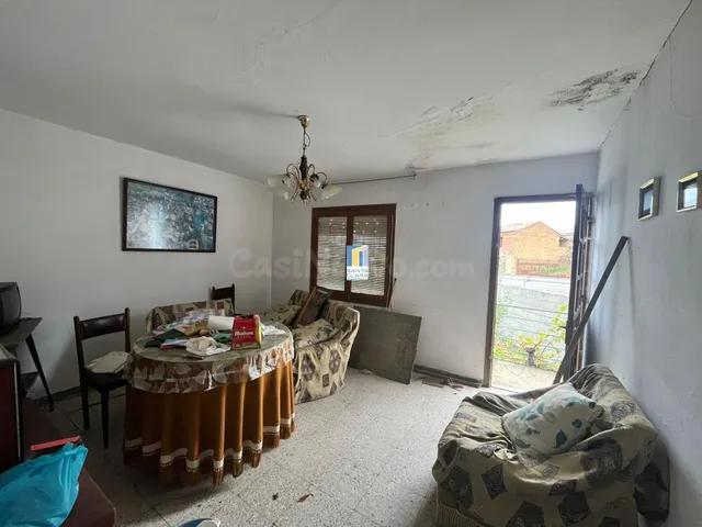 CASA CON PARCELA EN VENTA CON 5 DORMITORIOS EN TÁBARA, ZAMOR - foto 4