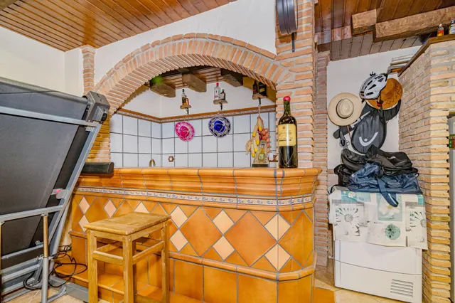Magnífica Casa en Peligros (Granada) – Lista para Entrar a Vivir — 35