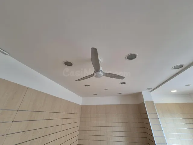 CÉNTRICO LOCAL COMERCIAL DE 94M2 — 5
