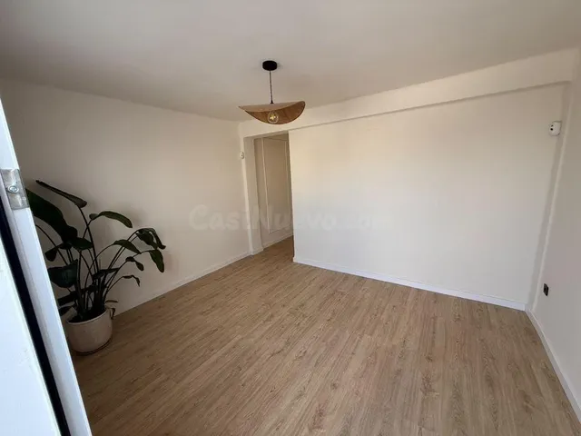 Exclusivo Ático Reformado con Terraza de 25 m2 en la misma A - foto 3