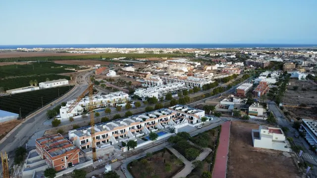 Bungalows de Obra Nueva con Solárium o Jardín en Pilar de la Horadada — 36