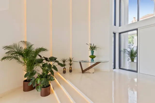 Moderna villa de lujo en la prestigiosa urbanización de Sierra Blanca, Marbella — 7
