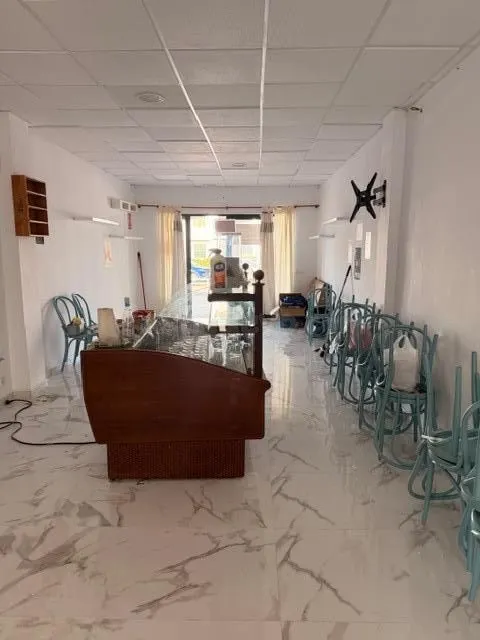 Local en venta en Cala’n Porter con posibilidad de cambio a  - foto 5