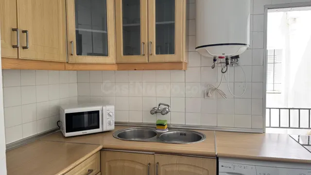 Exclusivo estudiantes !! Piso en Huerta de la Reina, Córdoba - foto 5