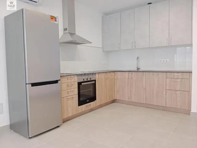 NO LLAMAR DEJAR PERFIL. PLANTA BAJA REFORMADA CON GARAJE PRI - foto 2