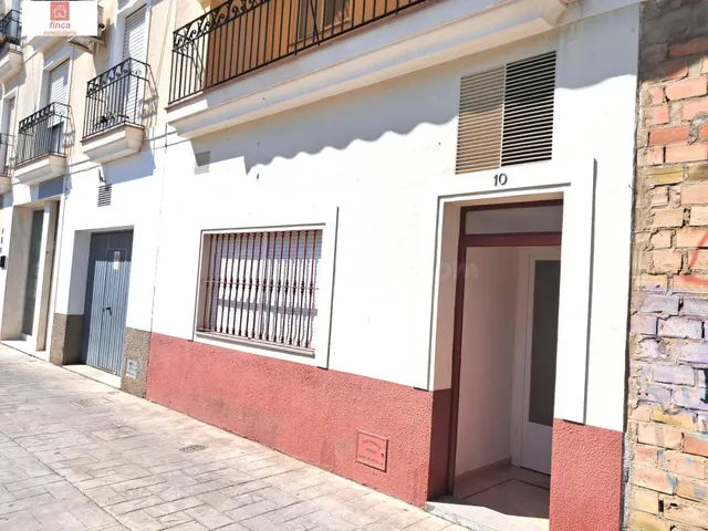 VENTA MONTIJO, LOCAL COMERCIAL U OFICINA EN ZONA CENTRO, CLI