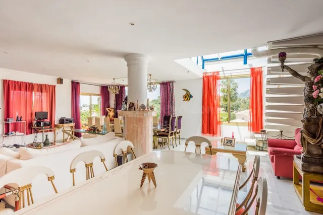 Chalet 9 habitaciones 712m² en venta - Altos de Estepona — 4