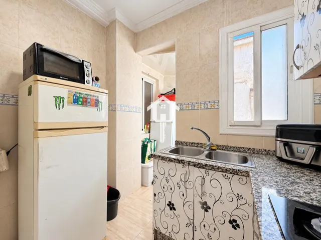 Piso en venta en Alicante. zona de campoamor, 75m2, 3 habitaciones, 1 bajo, cuarta planta sin ascensor — 17