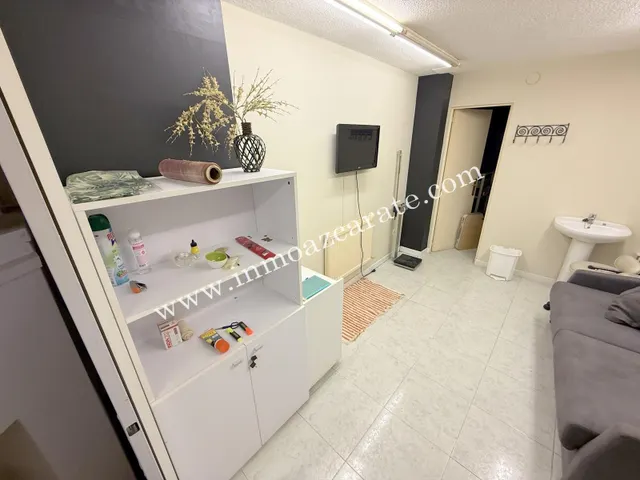 Local comercial céntrico en Estella — 10