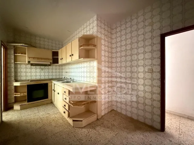 PISO AMPLIO EN BERJA - foto 3
