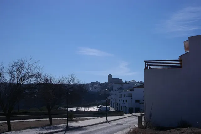 Inmejorable terreno con 2 frentes para la casa de tus sueños. — 2