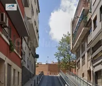 Venta piso en Santa Coloma de Gramenet (Barcelona)