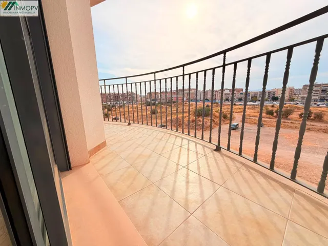 PISO DE 2 habitaciones CON TERRAZA Y VISTAS DESPEJADAS — 14