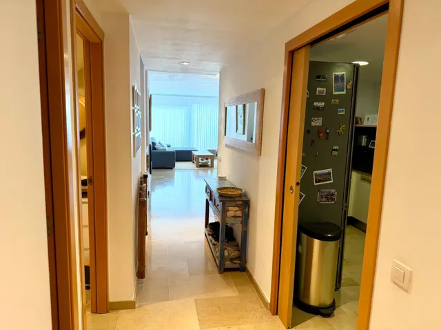 Ático Dúplex Exclusivo con 3 Terrazas, 2 Piscinas y Amplios Espacios — 17