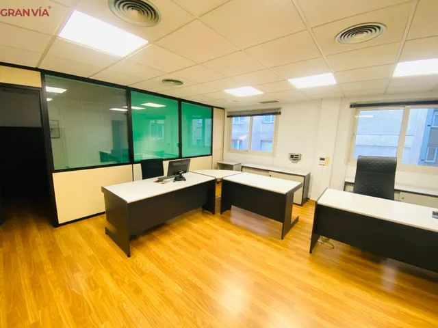 Oficina en venta en Logroño