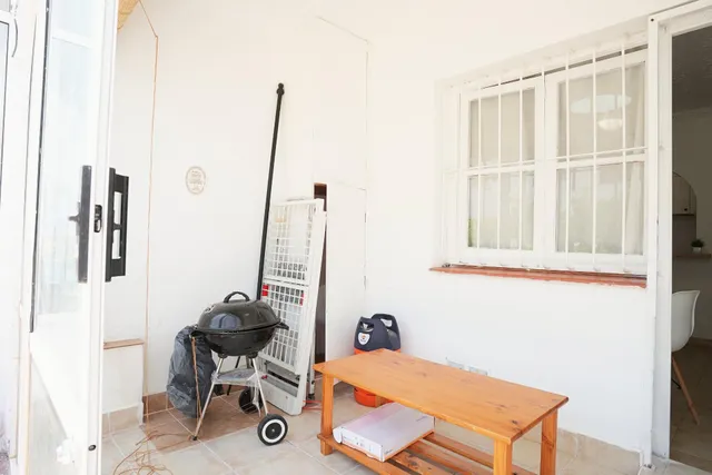 Bungalow en planta baja con licencia turística, piscina y garaje – ¡ideal para inversión! — 7