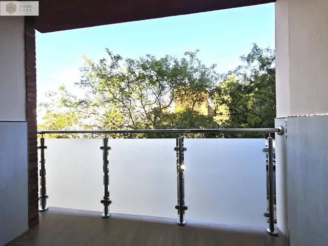 PISO ALQUILER EN LA ZONA DE LOS GUINDOS — 2