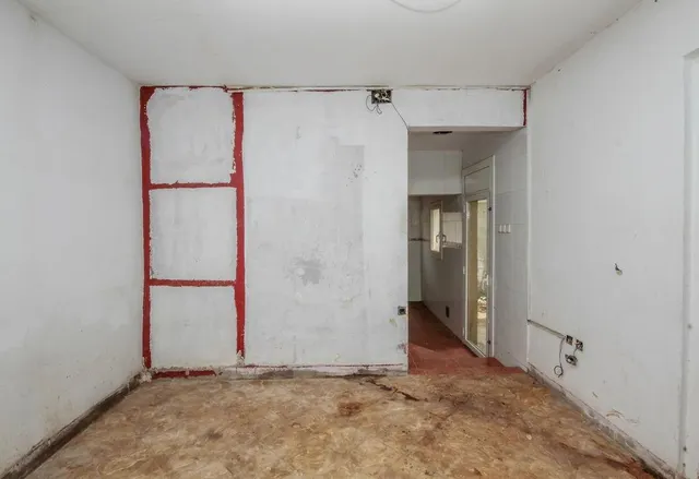 VENTA CASA SIN POSESIÓN — 7