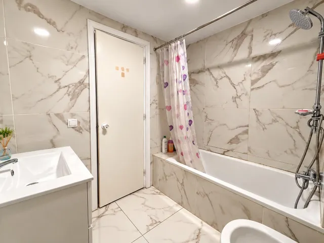 Acogedor Piso Reformado en La Florida - Málaga por €185,000 — 8