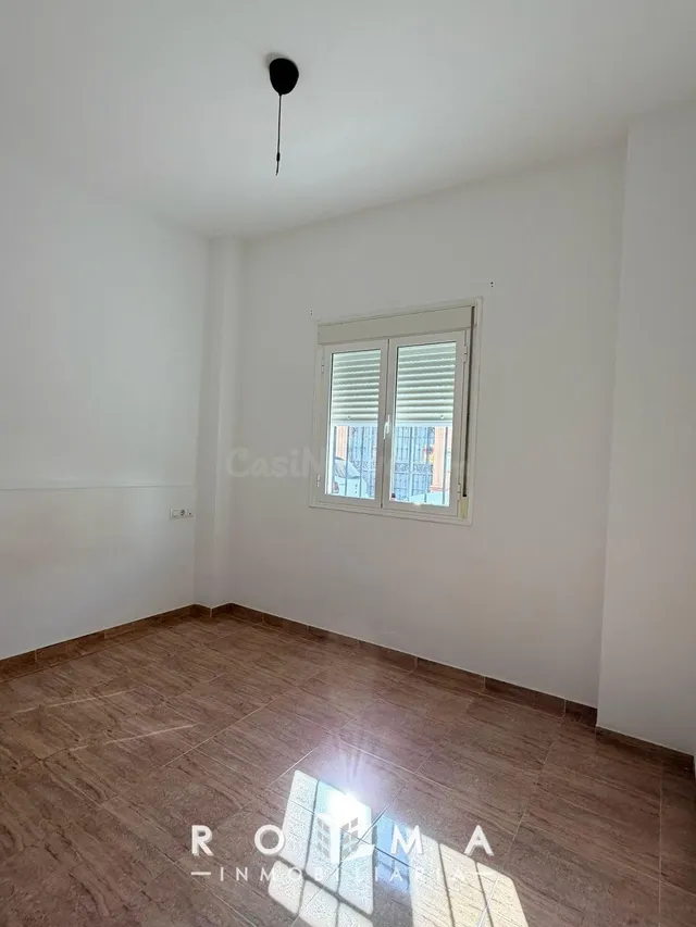 PISO ZONA CENTRO PARA ENTRAR A VIVIR - foto 5
