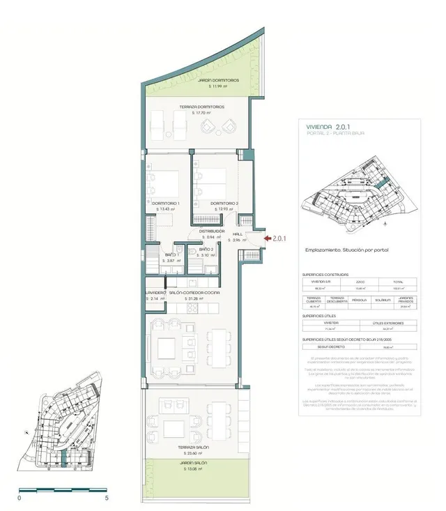 Apartamento de 2 dormitorios en Estepona con dos terrazas, jardines privados y garaje — 19