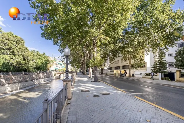 PISO EN PASEO DE LOS BASILIOS — 41