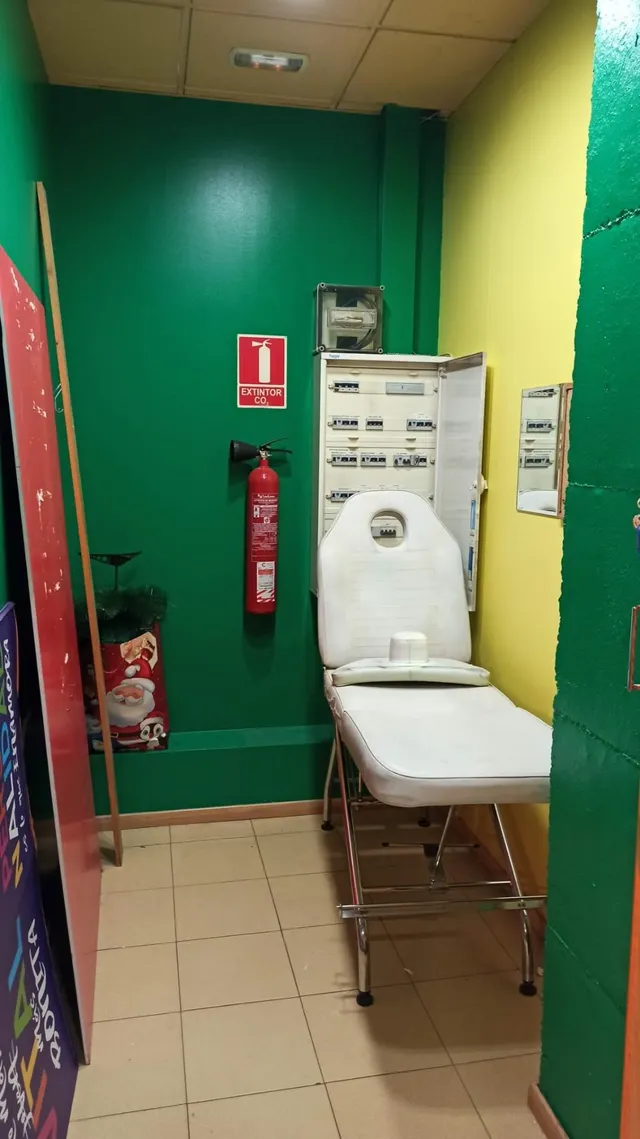 LOCAL COMERCIAL EN ALQUILER - ZONA PLAZA DE TOROS, GRANADA — 18
