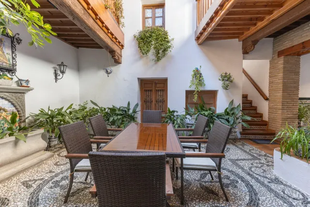 Auténtica casa con corrala tradicional y azotea en el corazón del Albaicín con gran potencial también para inversores — 6