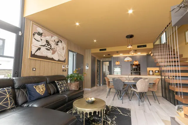VILLA DE 3 DORMITORIOS Y 3 BAÑOS CON PISCINA EN LOMAS DE CABO ROIG, ORIHUELA COSTA — 8