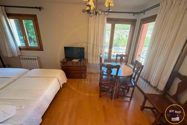 EDIFICIO SINGULAR EN VENTA EN EL CASCO ANTIGUO DE CUENCA — 44