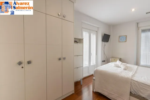 ¡CASA CON ENCANTO Y VISTAS EN PLENA PLAZA DE SANTO DOMINGO... EN EL EMBLEMÁTICO BARRIO DEL REALEJO! — 48