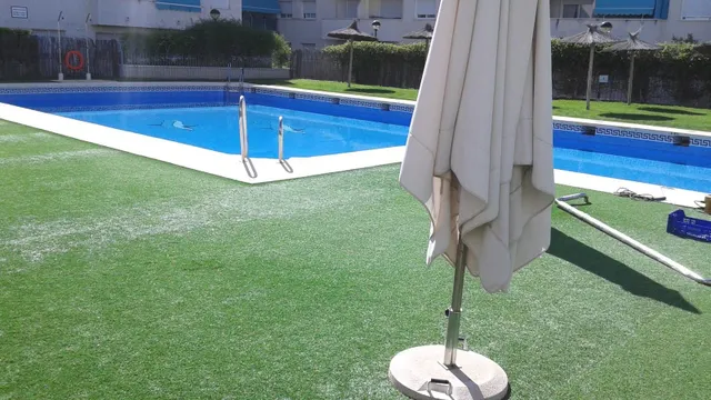 ¡Luz, Amplitud y Comodidad en un Solo Hogar! — 24