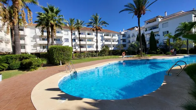 AQUILER LARGA TEMPORADA !!! Impresionante apartamento de 130 - foto 5