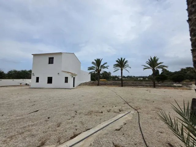 Exclusiva Finca con parcela llana en venta en Teulada - Amplias Posibilidades de Desarrollo — 38