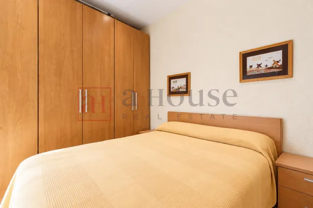 Piso listo para entrar a vivir con balcón y doble orientación en el poblenou — 16