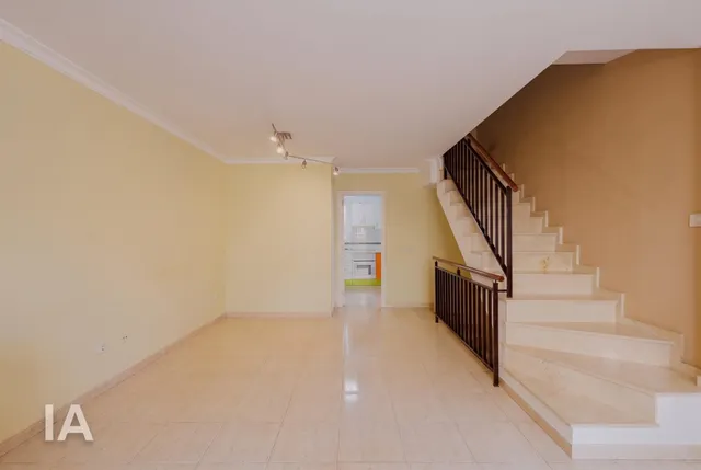Adosado de 149 m2 con terrazas y garaje para dos coches en Tegueste — 11