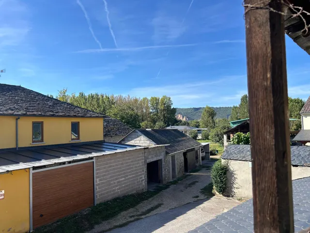 Amplia Casa de Piedra en Dehesas - Oportunidad Única por 29.000 € — 14