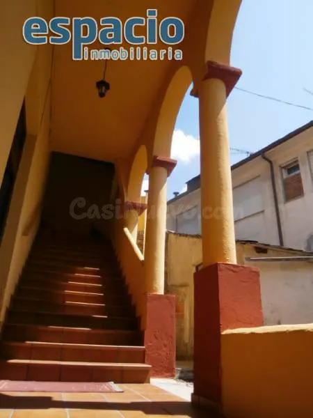 VENTA DE CASA CON NEGOCIO EN VEGA - foto 3