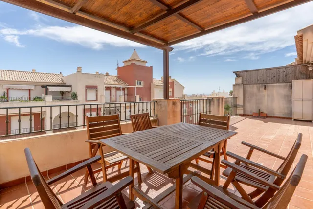 104 M2 + 30 M2 DE TERRAZA | ÁTICO CON GARAJE EN CALAHONDA