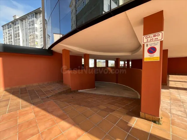 Venta de planta de parking en Calle RIO EO