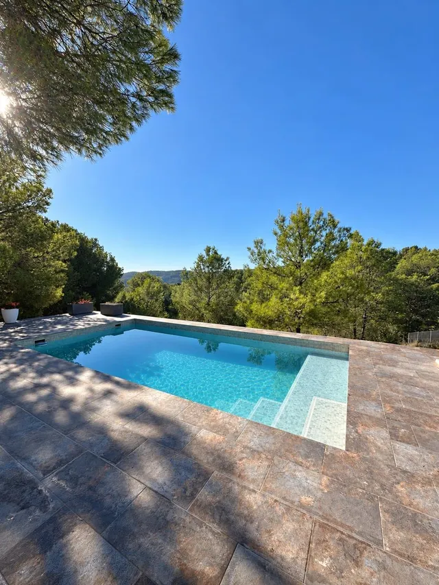 Vivienda independiente con parcela de 2.446 m2, piscina y vi - foto 3