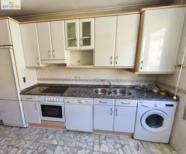 ¿PAGAR ALQUILER O INVERTIR? PISO JUNTO A LAS UNIVERSIDADES--67m2-Amplia Cocina-Salón-2hab-Baño con ducha — 6