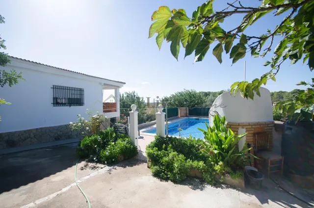 Ref. 04407.- Chalet con dos viviendas independientes, piscina y amplia parcela en Corral de Papel – Llíria — 7