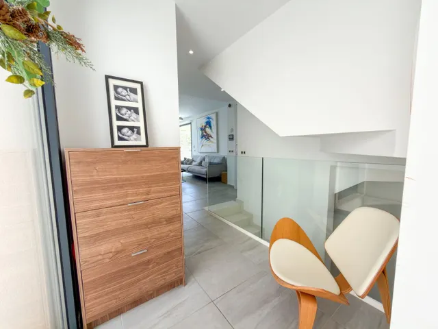 Villa 5 habitaciones 200m² en venta - Bellavista — 28