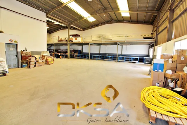 Nave esquinera en Partida Santa, Alcora - foto 4