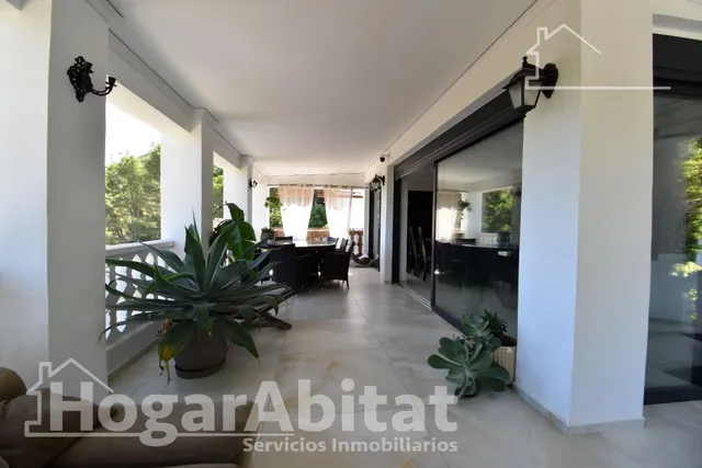 ¡chalet totalmente reformado con licencia turística! amplio con 4 viviendas independientes y piscina privada — 23